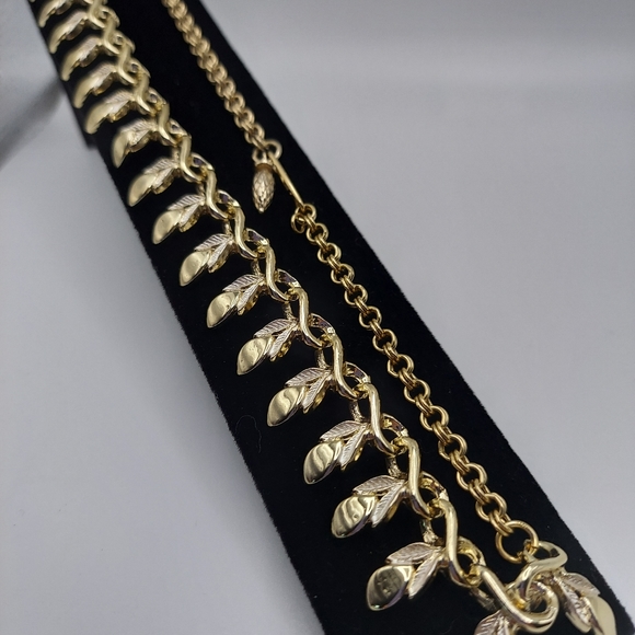 Vintage Chain Necklace w/Leaf Design/ Goldtone & Enamel.VGC & Attractive! - Picture 6 of 13